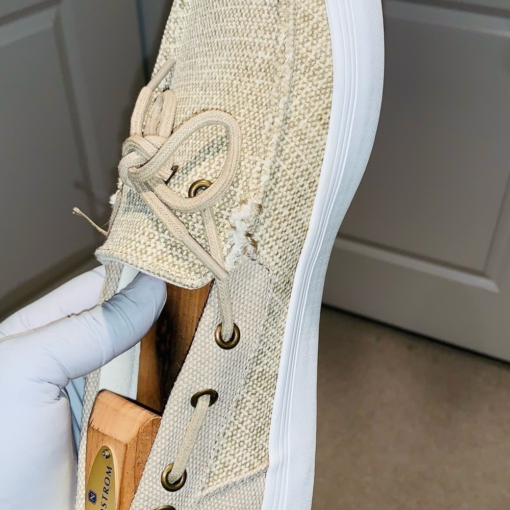 Lands End Canvas Boat Shoe. - Picture 10 of 14